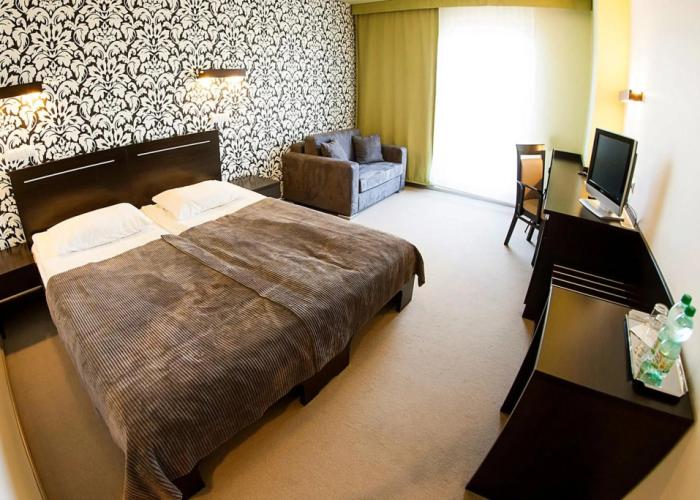 Hotton Hotel