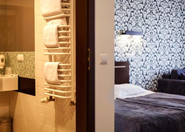 Hotton Hotel