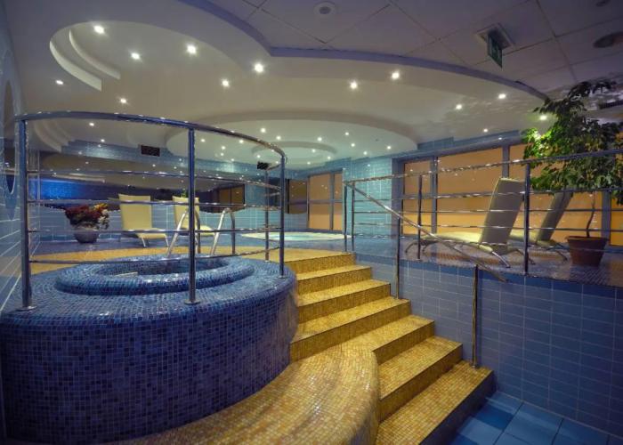 Qubus Legnica Hotel