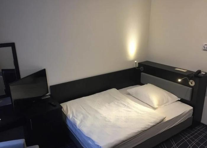 Sky Business Hotel