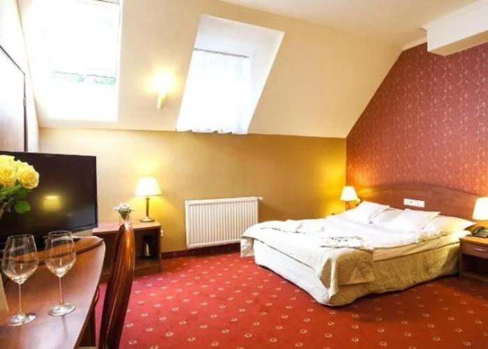 Lwow Hotel