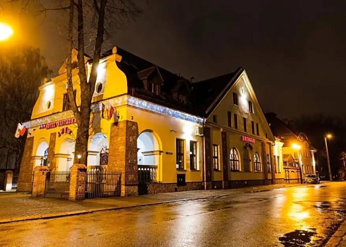 Lwow Hotel