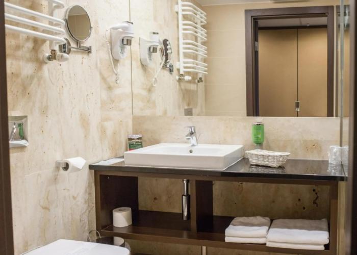 DeSilva Premium Opole