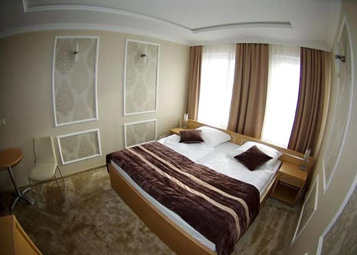 Hotel Pod Złotą Koroną