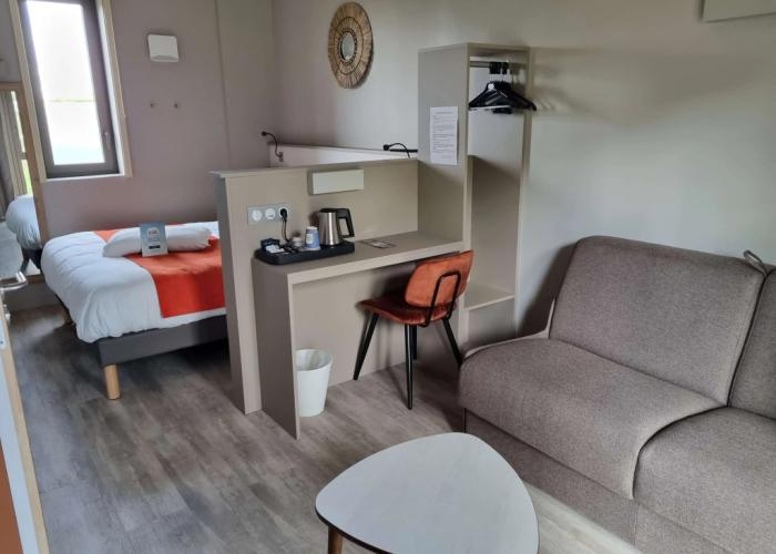 Kyriad Angoulême Nord Champniers - Hôtel & Résidence