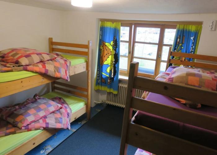 SnowBunnys BackPackers Hostel