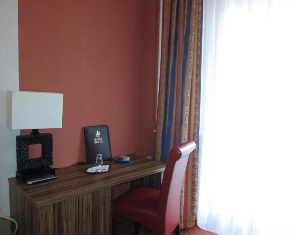 фото Stadthotel Hauser Eck