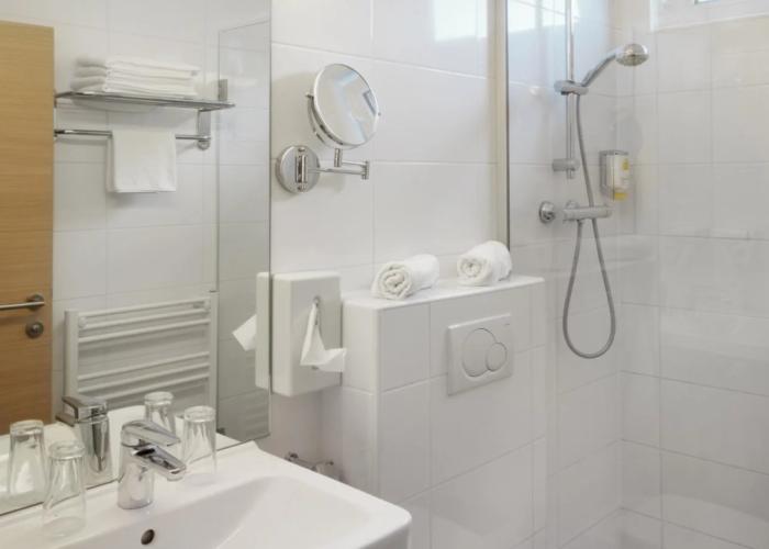 Arion Airport Hotel