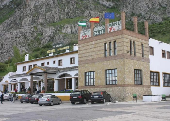 Hotel Restaurante La Yedra