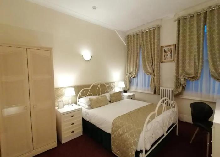 The Gordon House Hotel