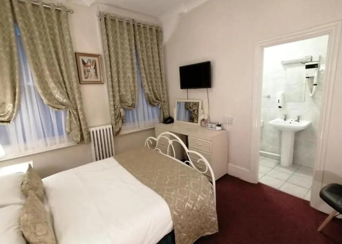 The Gordon House Hotel