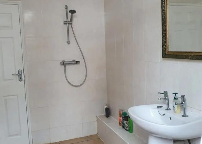 Historic Manor House - Sleeps 16 - Pool & Hot Tub