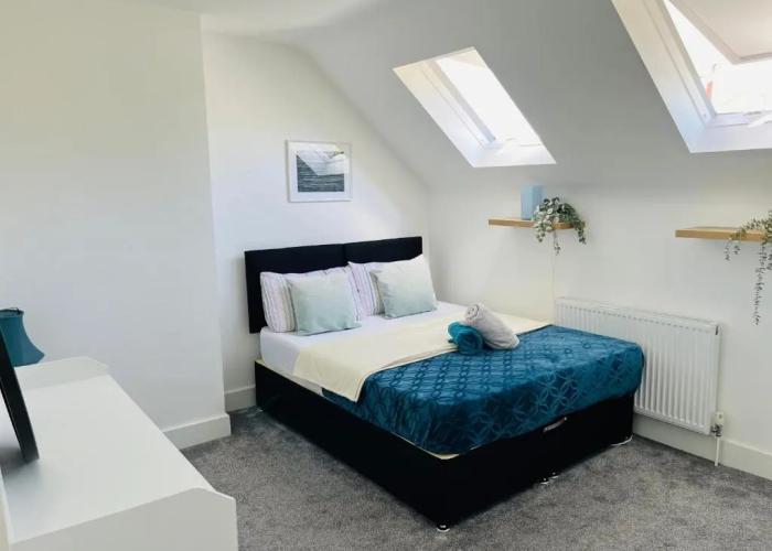 Modern Apartment, Castle View Rochester, England