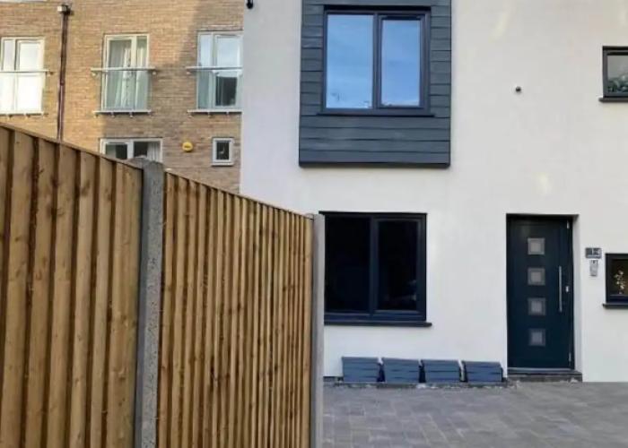 Modern Stylish 2 bedroom 2 Bath Apts.