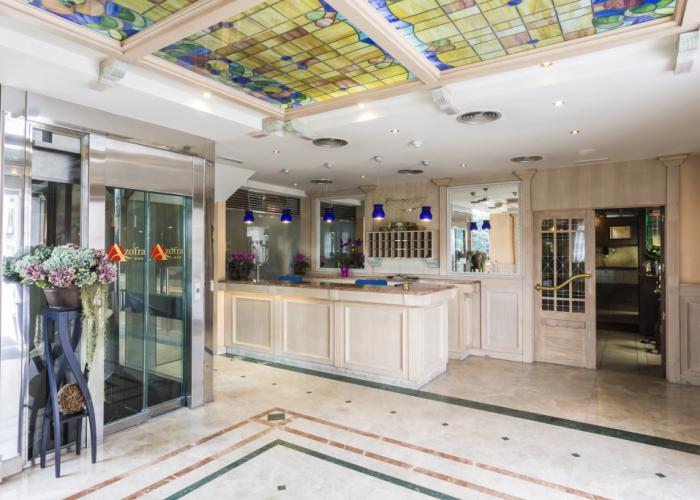 Hotel Azofra