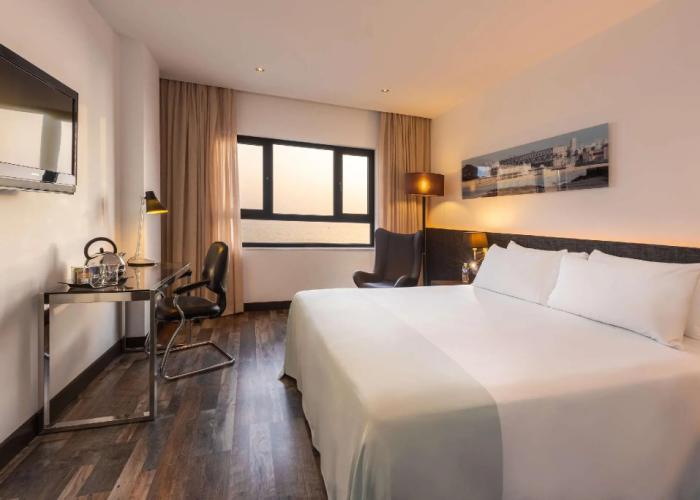 Hotel Cádiz Paseo del Mar Affiliated by Meliá