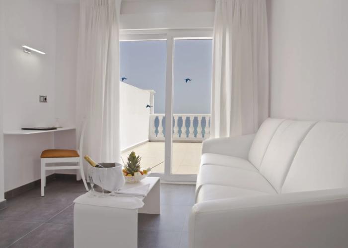 Hotel Los Delfines