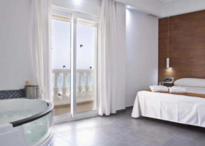 Hotel Los Delfines