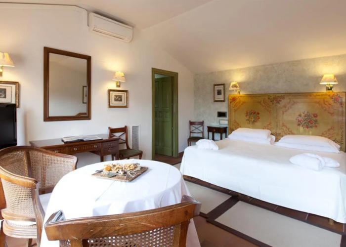 Hotel Leonor de Aquitania
