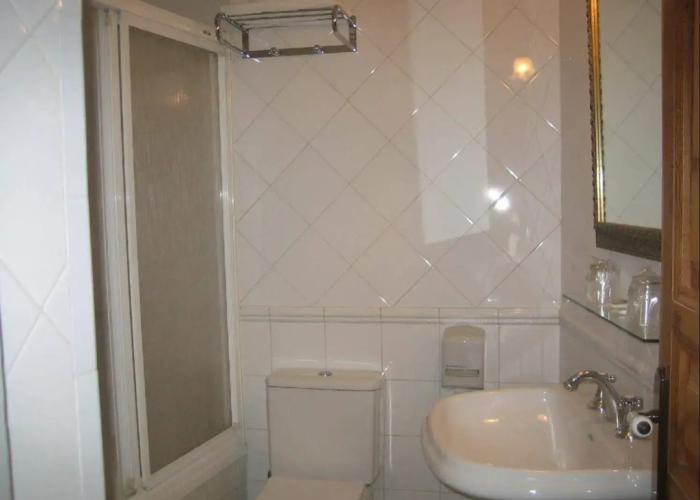 Hostal Canovas