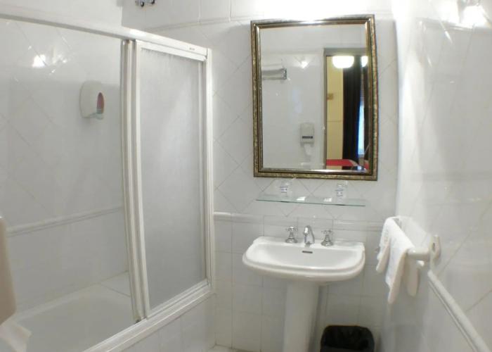 Hostal Canovas