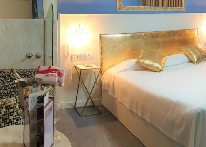 Hotel Hotel H