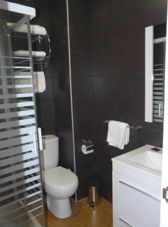 фото Hostal Misericordia