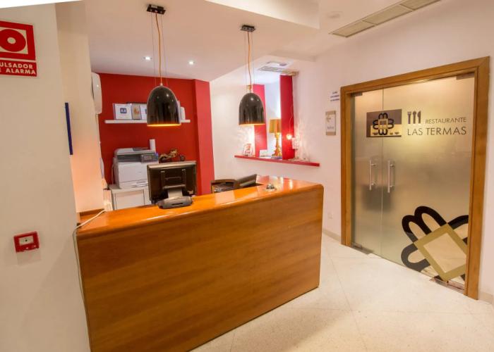 Hostal Albany