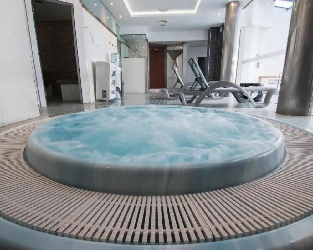 фото Hotel Spa Paris