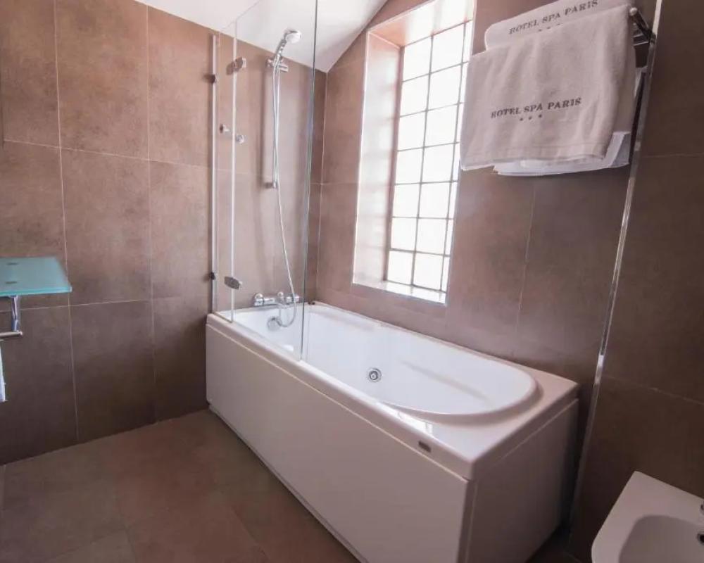 фото Hotel Spa Paris