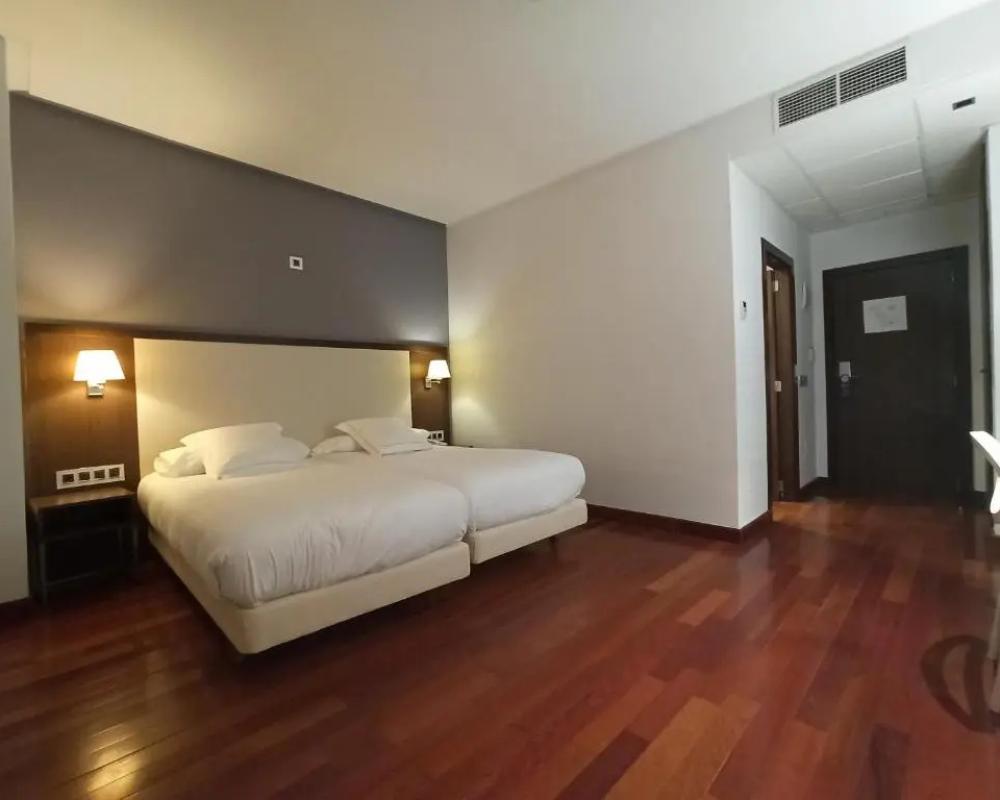 фото Hotel Spa Paris