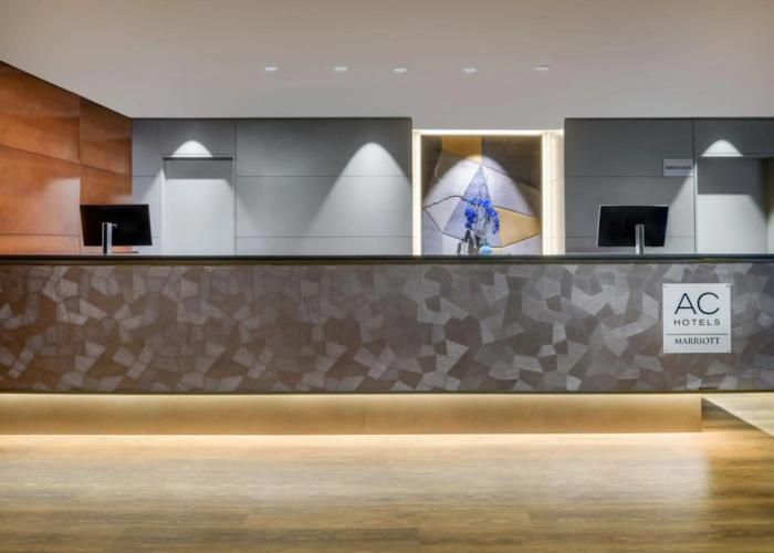 AC Hotel León San Antonio by Marriott