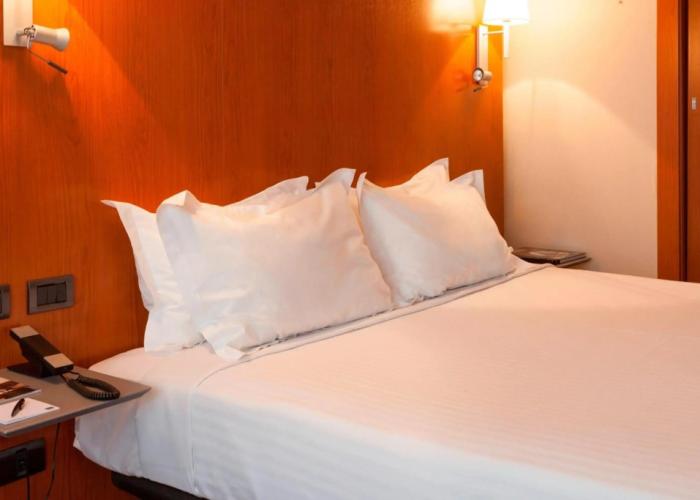 AC Hotel León San Antonio by Marriott