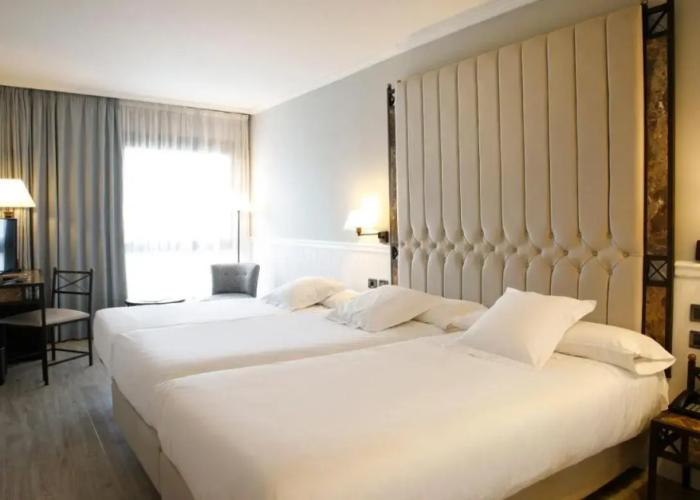 Hotel Gran Via