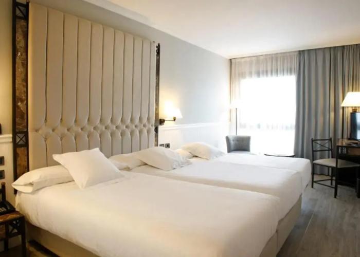 Hotel Gran Via