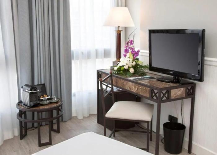 Hotel Gran Via