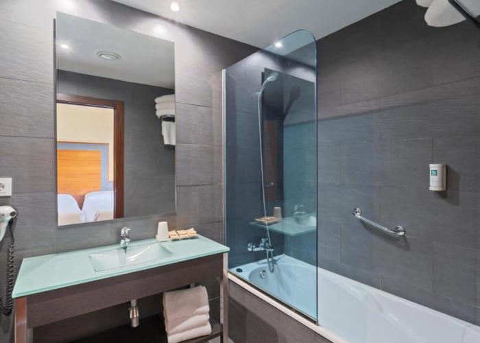 F&G Logroño Hotel