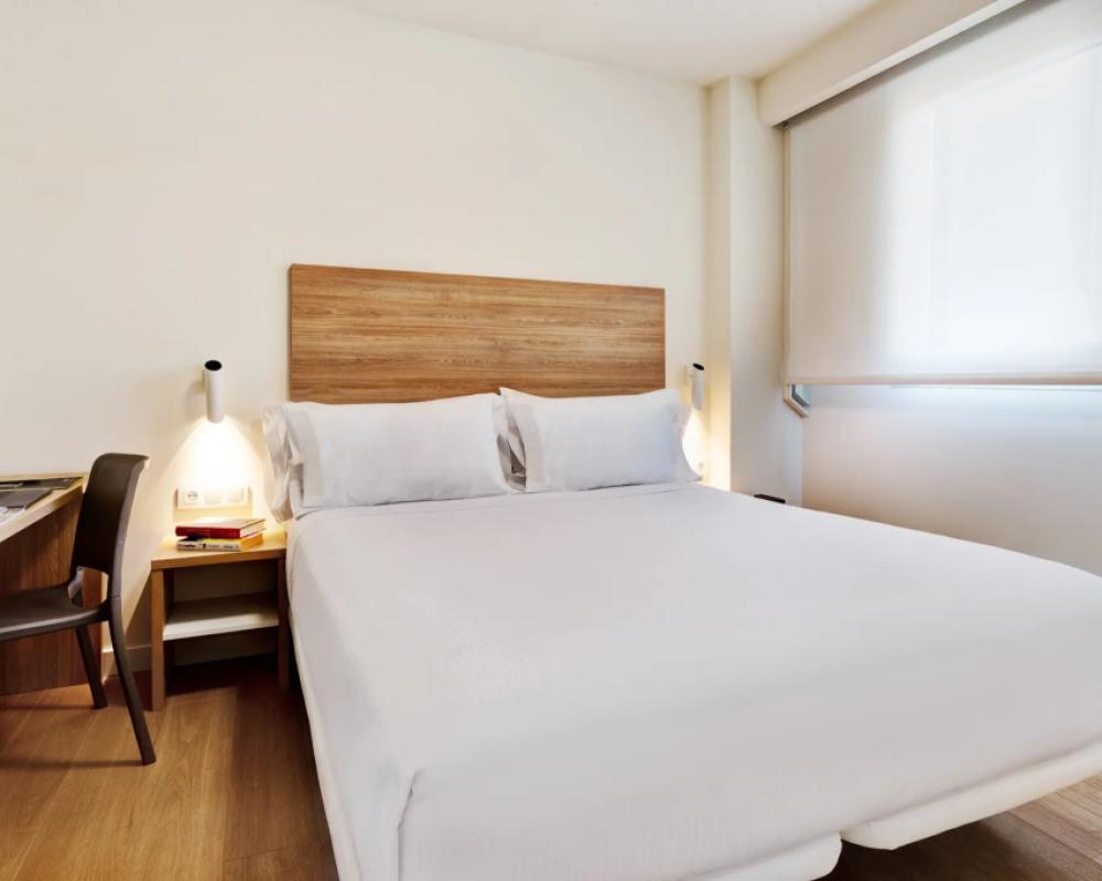 фото Sercotel Logroño Suites