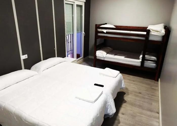 Pensión La Bilbaina - Albergue Logroño