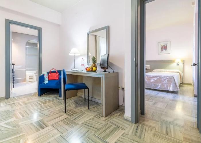 Hotel Abades Manzanil