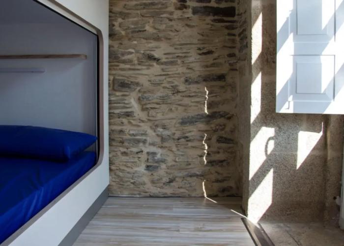 Hostel Cross - Adults Only