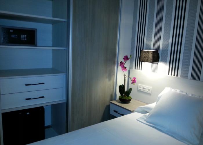 New Hotel Colón