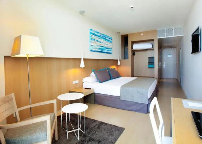 Atenea Port Barcelona Mataro Hotel