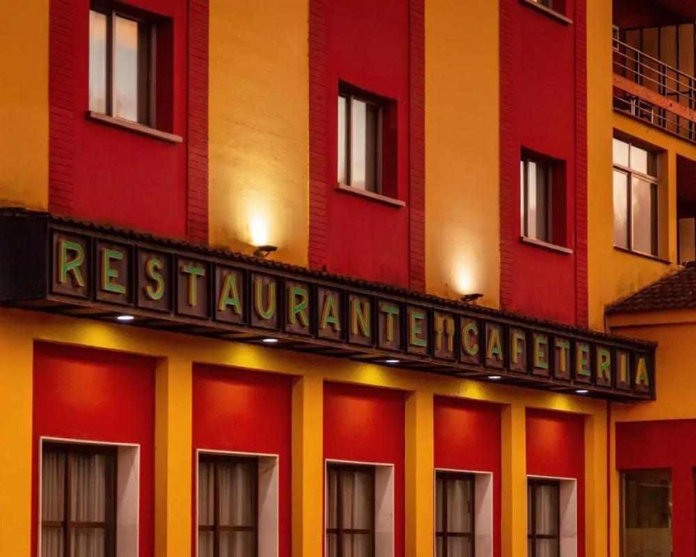 фото Hotel Zeus