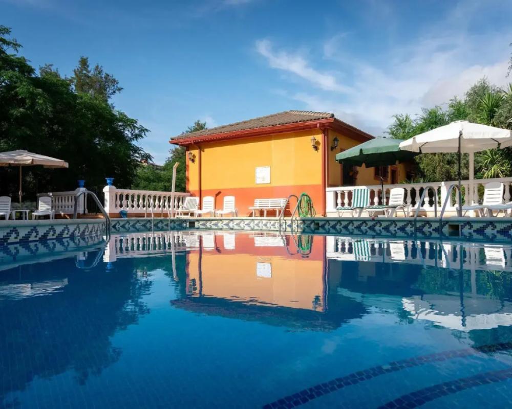фото Hotel Zeus