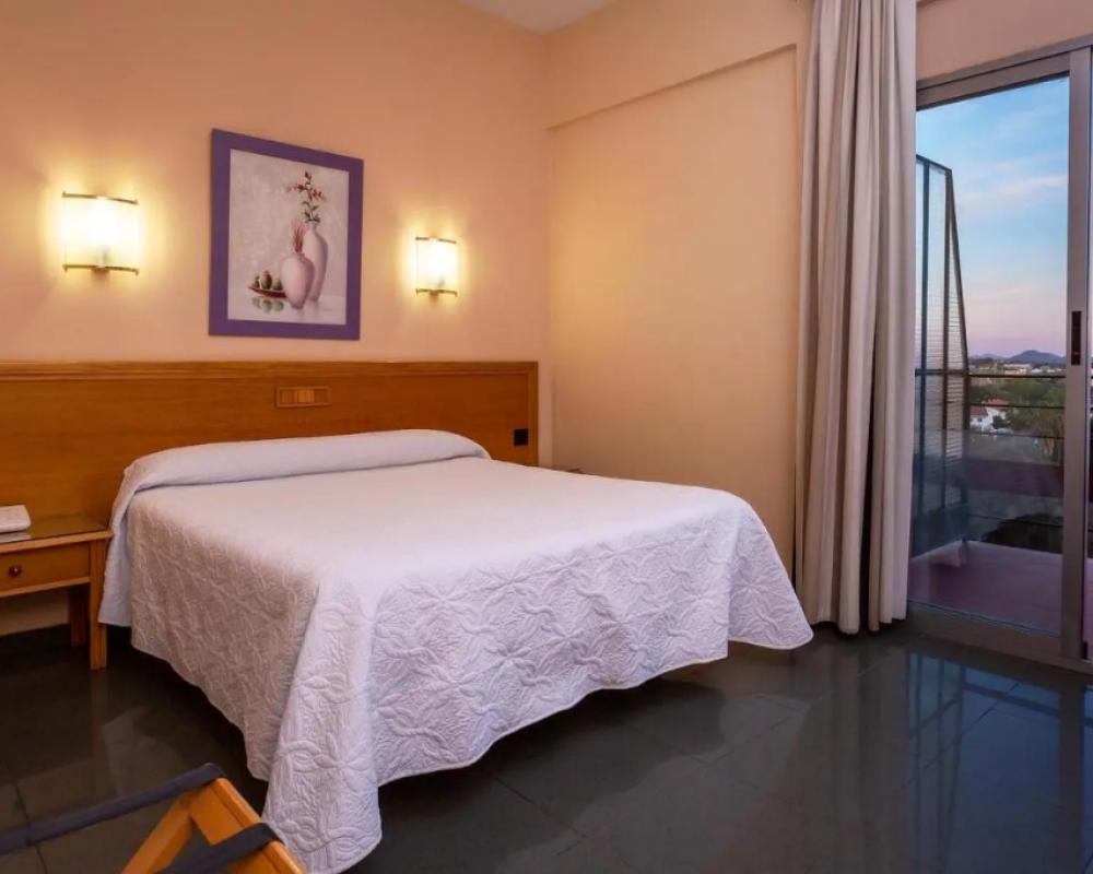 фото Hotel Zeus