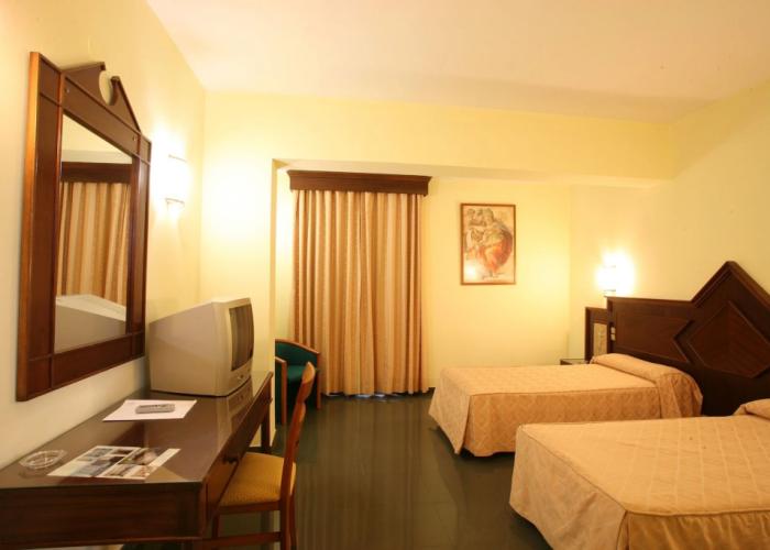 Hotel Zeus