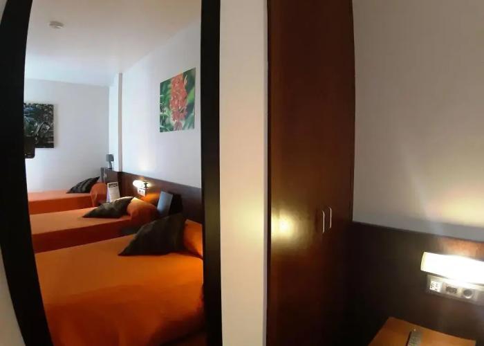Hostal Nirvana