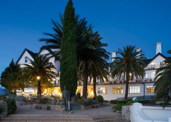 Catalonia Reina Victoria Hotel