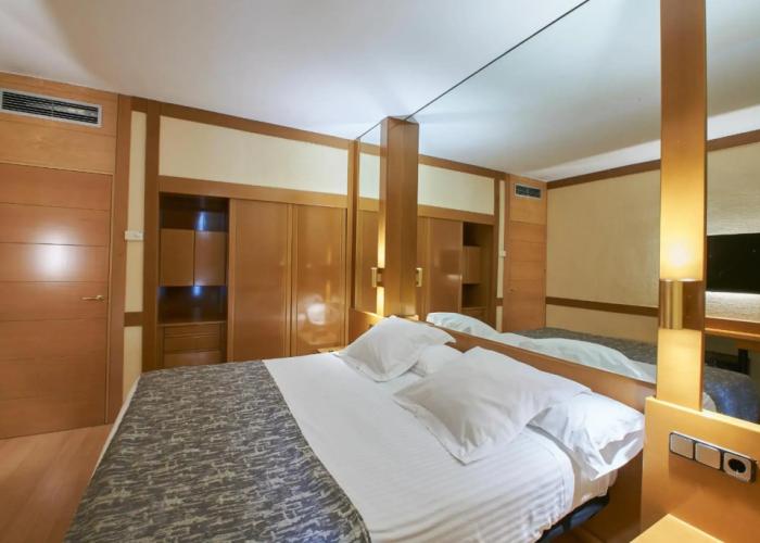 Hotel AR Los Arcos